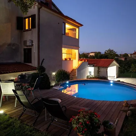 公寓 Schoene Neue Mit Privatem Pool
